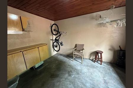 Casa à venda com 237m², 3 quartos e 4 vagas