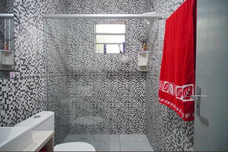 Casa à venda com 110m², 2 quartos e 1 vagaBanheiro