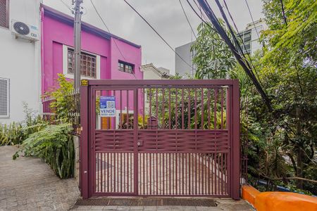 Casa à venda com 120m², 4 quartos e 1 vagaFachada