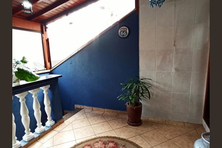 Casa à venda com 132m², 3 quartos e 5 vagas Casa à venda com 132m², 3 quartos e 5 vagasDetalhe - Área de Serviço e Churrasqueira