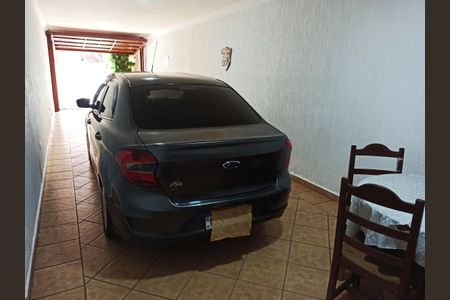 Casa à venda com 132m², 3 quartos e 5 vagas Casa à venda com 132m², 3 quartos e 5 vagasDetalhe - Garagem