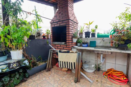 Casa à venda com 120m², 2 quartos e 3 vagas Casa à venda com 120m², 2 quartos e 3 vagasVaranda e Área de Serviço