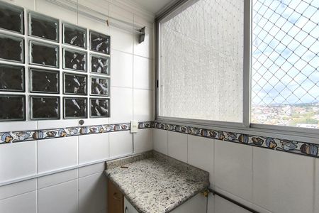 Apartamento à venda com 98m², 3 quartos e 1 vagaÁrea de Serviço