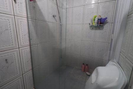 Casa à venda com 180m², 3 quartos e 2 vagasBanheiro 2