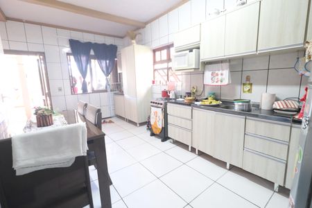 Casa à venda com 180m², 3 quartos e 2 vagasCozinha