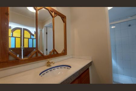 Casa à venda com 517m², 5 quartos e 8 vagas Casa à venda com 517m², 5 quartos e 8 vagasBanheiro - Piscina