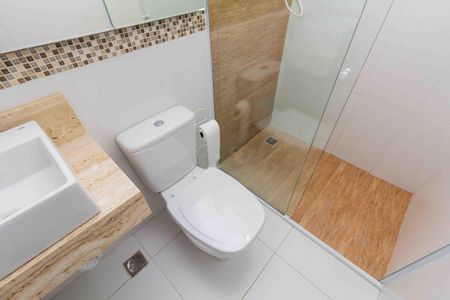 Apartamento à venda com 73m², 2 quartos e 1 vaga Apartamento à venda com 73m², 2 quartos e 1 vagaBanheiro 1