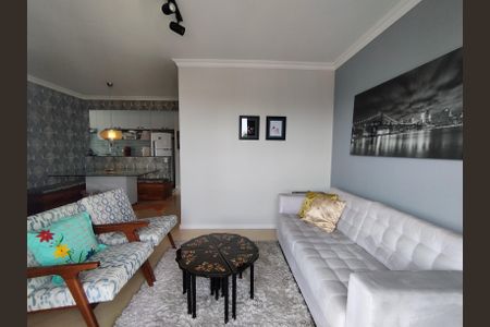 Apartamento à venda com 75m², 3 quartos e 1 vaga Apartamento à venda com 75m², 3 quartos e 1 vagaSala