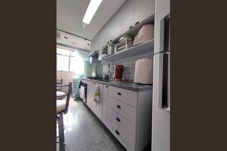 Apartamento à venda com 75m², 3 quartos e 1 vaga Apartamento à venda com 75m², 3 quartos e 1 vagaCozinha