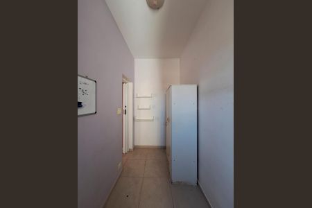 Casa à venda com 420m², 5 quartos e sem vaga Casa à venda com 420m², 5 quartos e sem vagaQuarto 6 Casa 3