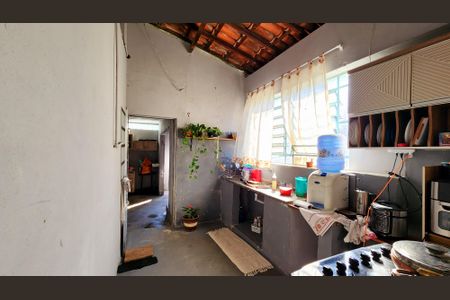 Casa à venda com 280m², 3 quartos e 2 vagas Casa à venda com 280m², 3 quartos e 2 vagasCozinha 2