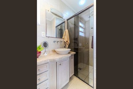 Apartamento à venda com 184m², 3 quartos e 1 vagaBanheiro da Suíte