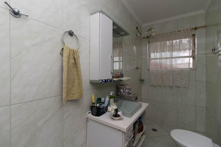 Casa à venda com 176m², 3 quartos e 2 vagas Casa à venda com 176m², 3 quartos e 2 vagasBanheiro da Suíte