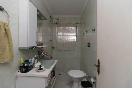 Casa à venda com 176m², 3 quartos e 2 vagas Casa à venda com 176m², 3 quartos e 2 vagasBanheiro da Suíte