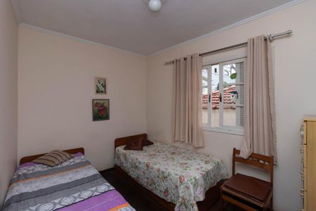 Casa à venda com 176m², 3 quartos e 2 vagas Casa à venda com 176m², 3 quartos e 2 vagasQuarto 1