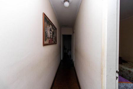 Casa à venda com 176m², 3 quartos e 2 vagas Casa à venda com 176m², 3 quartos e 2 vagasCorredor dos Quartos