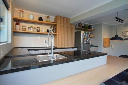 Apartamento à venda com 138m², 2 quartos e 2 vagasCobertura - Cozinha