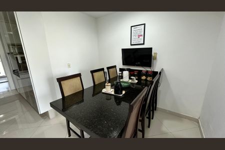 Apartamento à venda com 114m², 3 quartos e 2 vagasCozinha