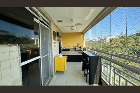 Apartamento à venda com 114m², 3 quartos e 2 vagasVaranda