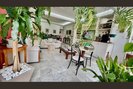 Apartamento à venda com 134m², 3 quartos e sem vaga