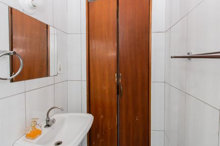 Casa à venda com 151m², 3 quartos e 2 vagas Casa à venda com 151m², 3 quartos e 2 vagasBanheiro da Suíte