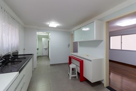 Apartamento à venda com 130m², 3 quartos e 1 vagaCozinha