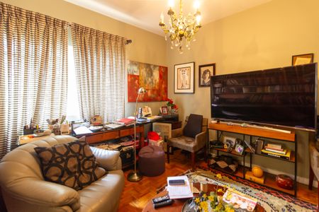 Apartamento para alugar com 277m², 4 quartos e 2 vagas Apartamento para alugar com 277m², 4 quartos e 2 vagasEscritório