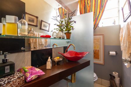 Apartamento para alugar com 277m², 4 quartos e 2 vagas Apartamento para alugar com 277m², 4 quartos e 2 vagasLavabo