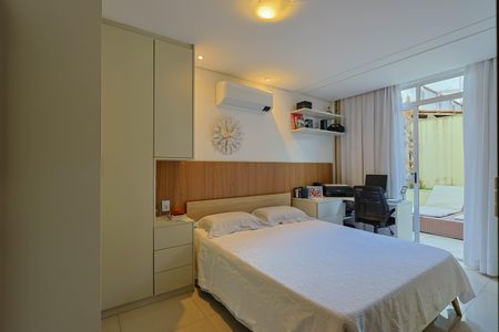 Apartamento à venda com 226m², 3 quartos e 2 vagasQuarto 3 - Suíte