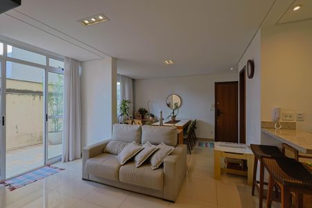 Apartamento à venda com 226m², 3 quartos e 2 vagasSala