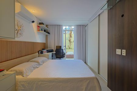 Apartamento à venda com 226m², 3 quartos e 2 vagasQuarto 3 - Suíte