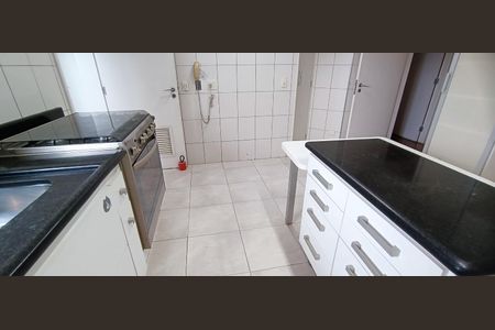 Apartamento à venda com 200m², 5 quartos e 4 vagas Apartamento à venda com 200m², 5 quartos e 4 vagasCozinha