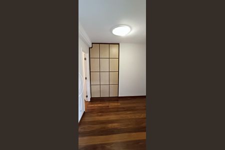 Apartamento à venda com 200m², 5 quartos e 4 vagas Apartamento à venda com 200m², 5 quartos e 4 vagasHall