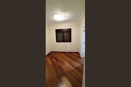 Apartamento à venda com 200m², 5 quartos e 4 vagas Apartamento à venda com 200m², 5 quartos e 4 vagasSuíte 2