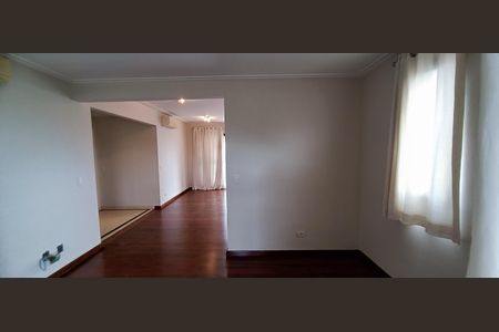 Apartamento à venda com 200m², 5 quartos e 4 vagas Apartamento à venda com 200m², 5 quartos e 4 vagasSala de Jantar