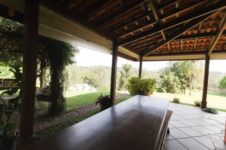 Casa de condomínio à venda com 771m², 3 quartos e 15 vagas Casa de condomínio à venda com 771m², 3 quartos e 15 vagasQuintal