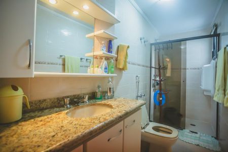 Apartamento à venda com 146m², 3 quartos e 2 vagas Apartamento à venda com 146m², 3 quartos e 2 vagasBanheiro 2