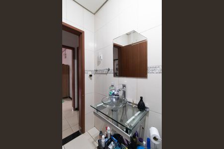 Casa à venda com 200m², 2 quartos e 6 vagas Casa à venda com 200m², 2 quartos e 6 vagasBanheiro