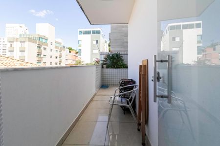 Apartamento à venda com 149m², 3 quartos e 2 vagas Apartamento à venda com 149m², 3 quartos e 2 vagasÁrea Privativa