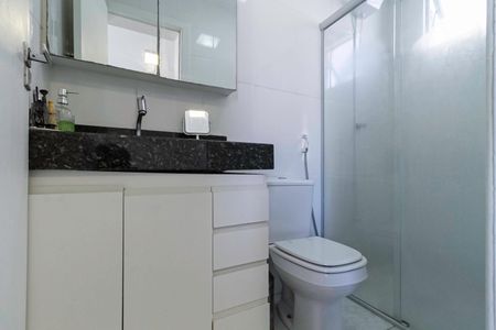 Apartamento à venda com 149m², 3 quartos e 2 vagas Apartamento à venda com 149m², 3 quartos e 2 vagasBanheiro da suíte