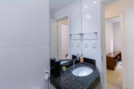 Apartamento à venda com 149m², 3 quartos e 2 vagas Apartamento à venda com 149m², 3 quartos e 2 vagasBanheiro social