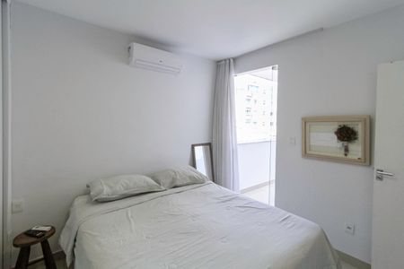 Apartamento à venda com 149m², 3 quartos e 2 vagas Apartamento à venda com 149m², 3 quartos e 2 vagasSuíte