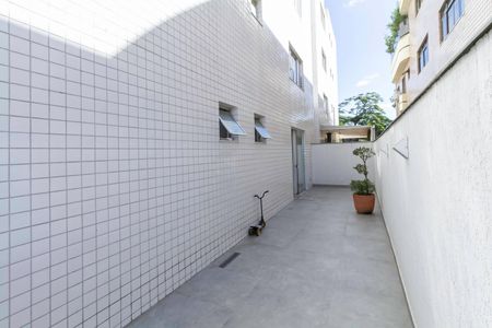 Apartamento à venda com 149m², 3 quartos e 2 vagas Apartamento à venda com 149m², 3 quartos e 2 vagasSacada