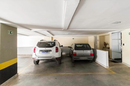 Apartamento à venda com 149m², 3 quartos e 2 vagas Apartamento à venda com 149m², 3 quartos e 2 vagasGaragem