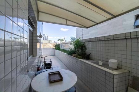 Apartamento à venda com 149m², 3 quartos e 2 vagas Apartamento à venda com 149m², 3 quartos e 2 vagasÁrea Privativa