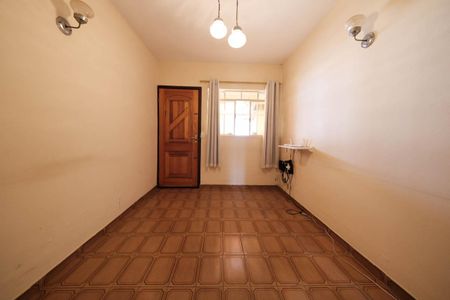 Casa à venda com 6672m², 2 quartos e 3 vagasSala