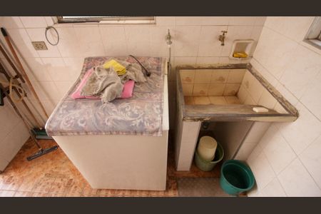 Casa à venda com 250m², 3 quartos e 4 vagas Casa à venda com 250m², 3 quartos e 4 vagasCasa 1 - Área de Serviço