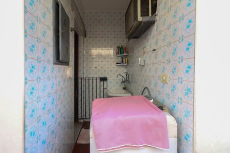 Casa à venda com 259m², 4 quartos e 4 vagasÁrea de Serviço