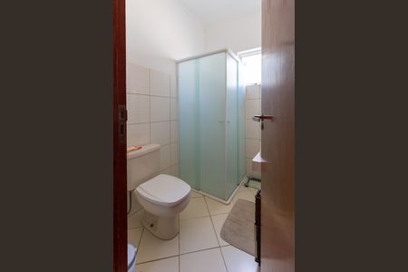 Casa para alugar com 194m², 4 quartos e 2 vagas Casa para alugar com 194m², 4 quartos e 2 vagasBanheiro da Suite 2