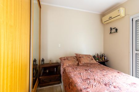 Casa para alugar com 194m², 4 quartos e 2 vagas Casa para alugar com 194m², 4 quartos e 2 vagasQuarto